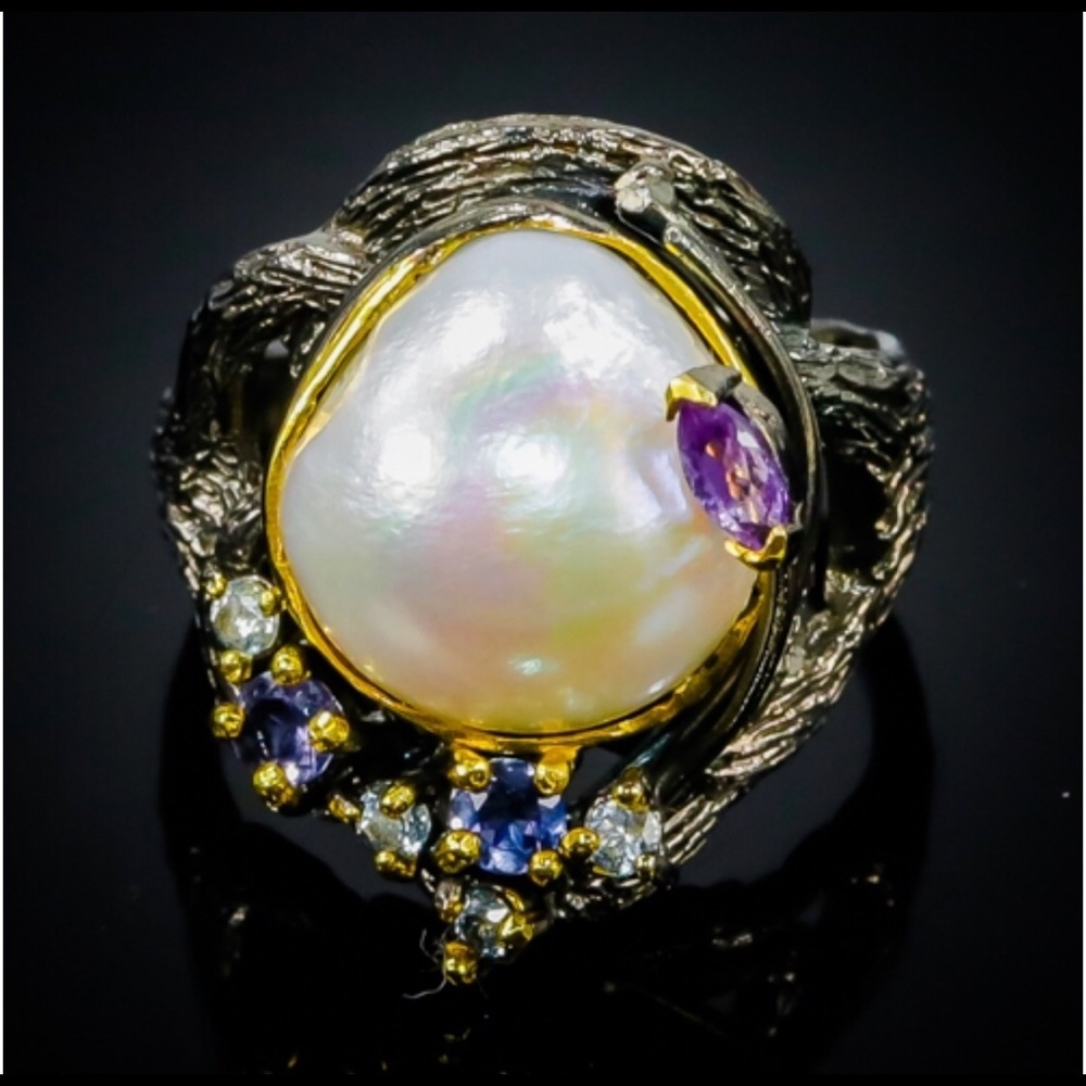 Natural Baroque Pearl Ring With Gems View 3